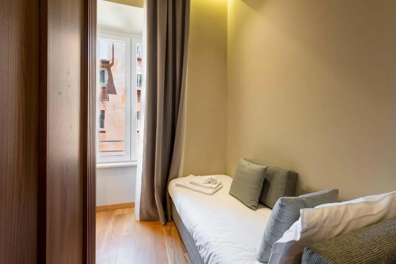 Elical Exclusive Private Suites Roma 0*,